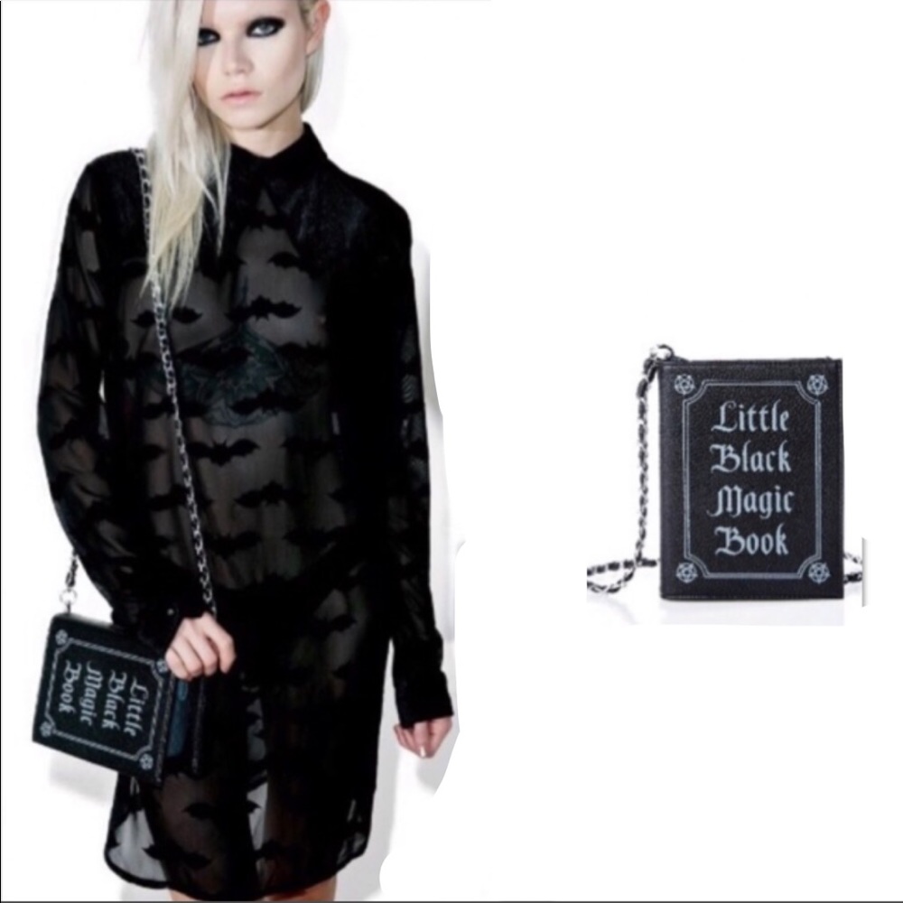 BLACK MAGIC • LEATHER CROSS BODY PURSE